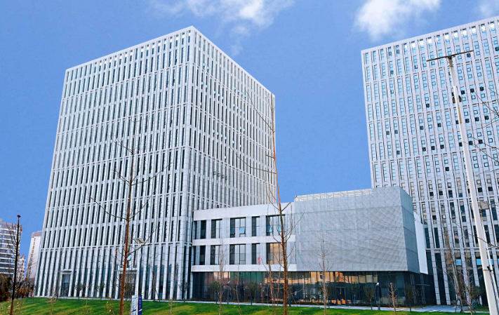 校园信息化建设新趋势：智慧教学系统在中小学的落地实践与成效分析